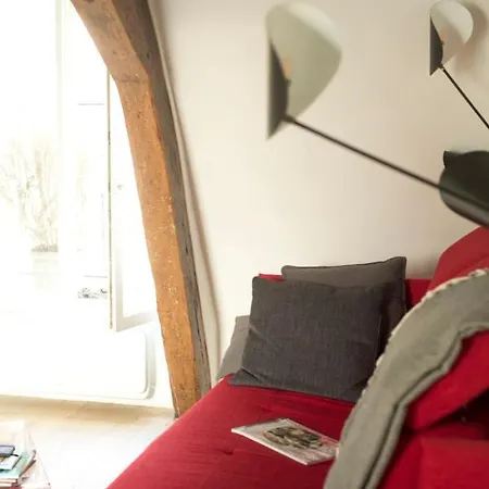 Nice Cosy In The Marais District Parigi