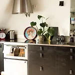 Nice Cosy Apartment In The Marais District